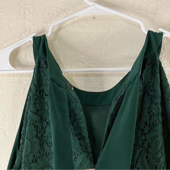 Gal Meets Glam Melanie Lace Back Jumpsuit in Emerald Green - Picture 9 of 13